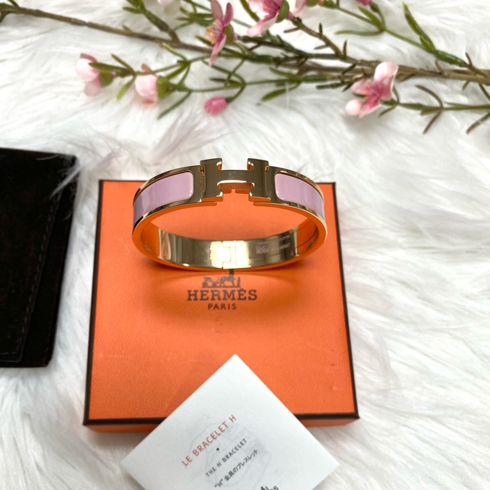 SOLD - HERMÈS Clic H Bracelet Size PM - Picture 2 of 14